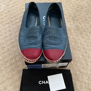 Auth Chanel single outsole navy/red espadrilles